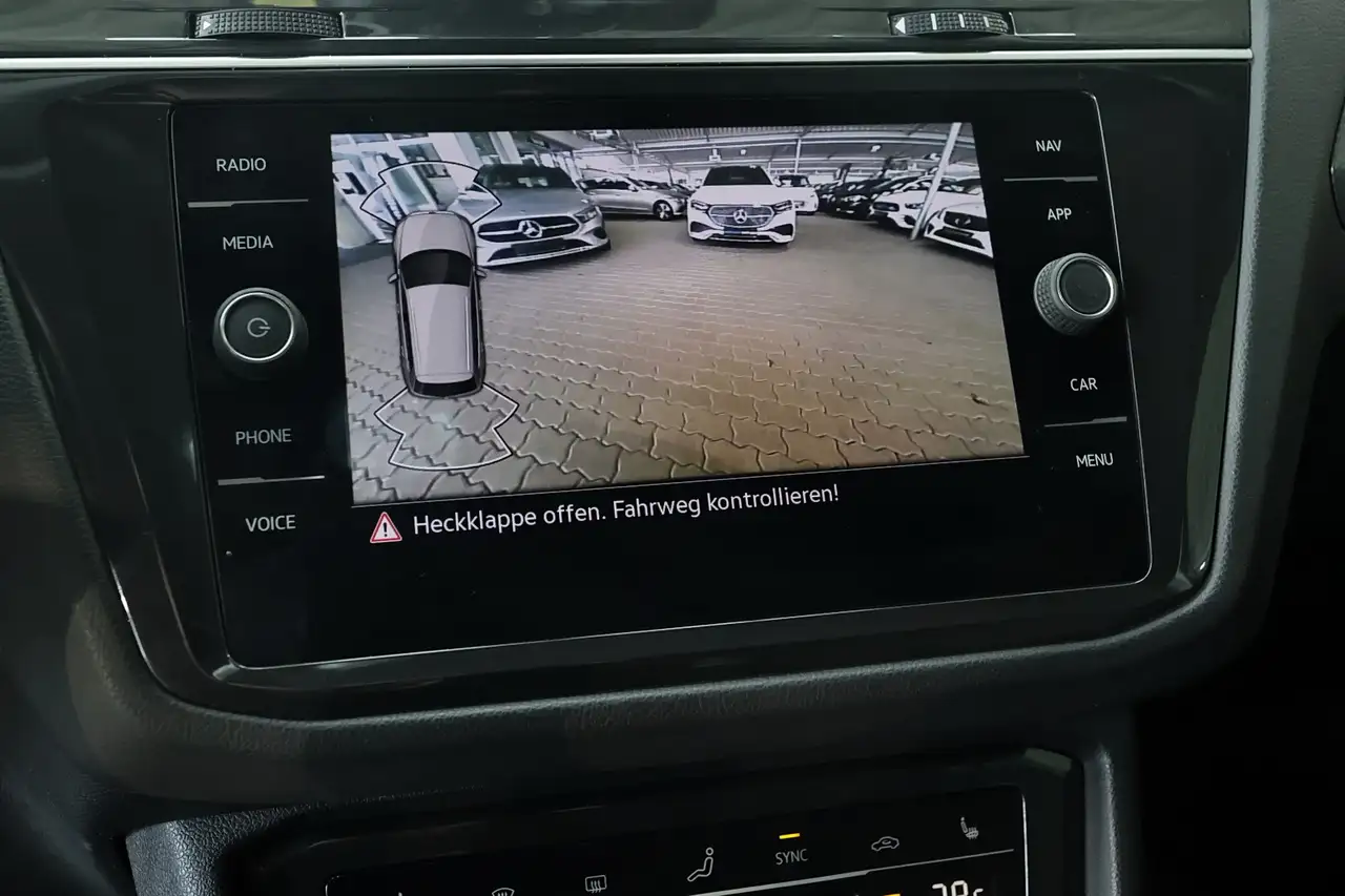 Volkswagen Tiguan Active DISTRONIC+CARPLAY+SPURHALTE+LED+18 10