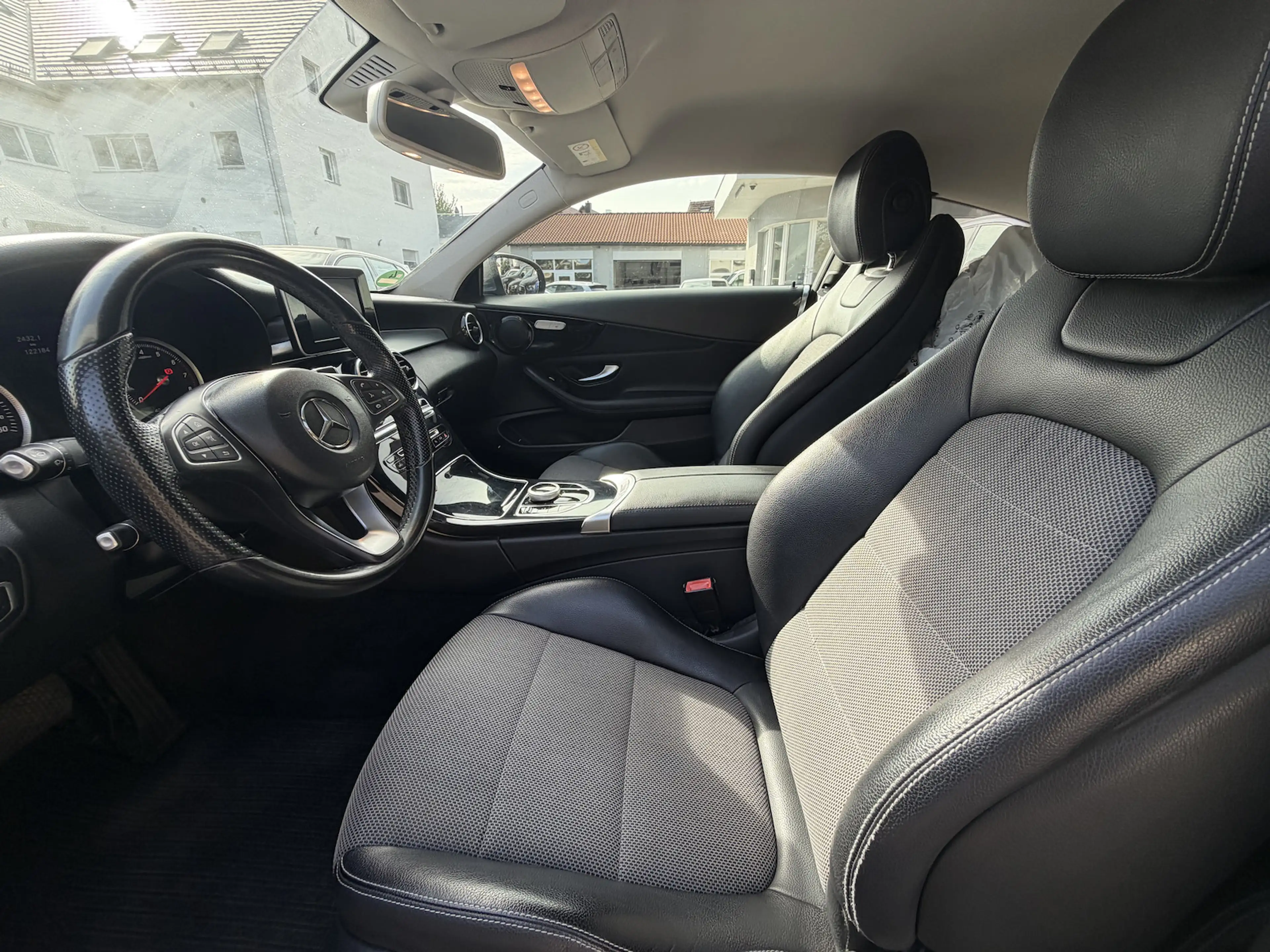 Mercedes-Benz C 180 Coupe Automatik Navi — photo 12