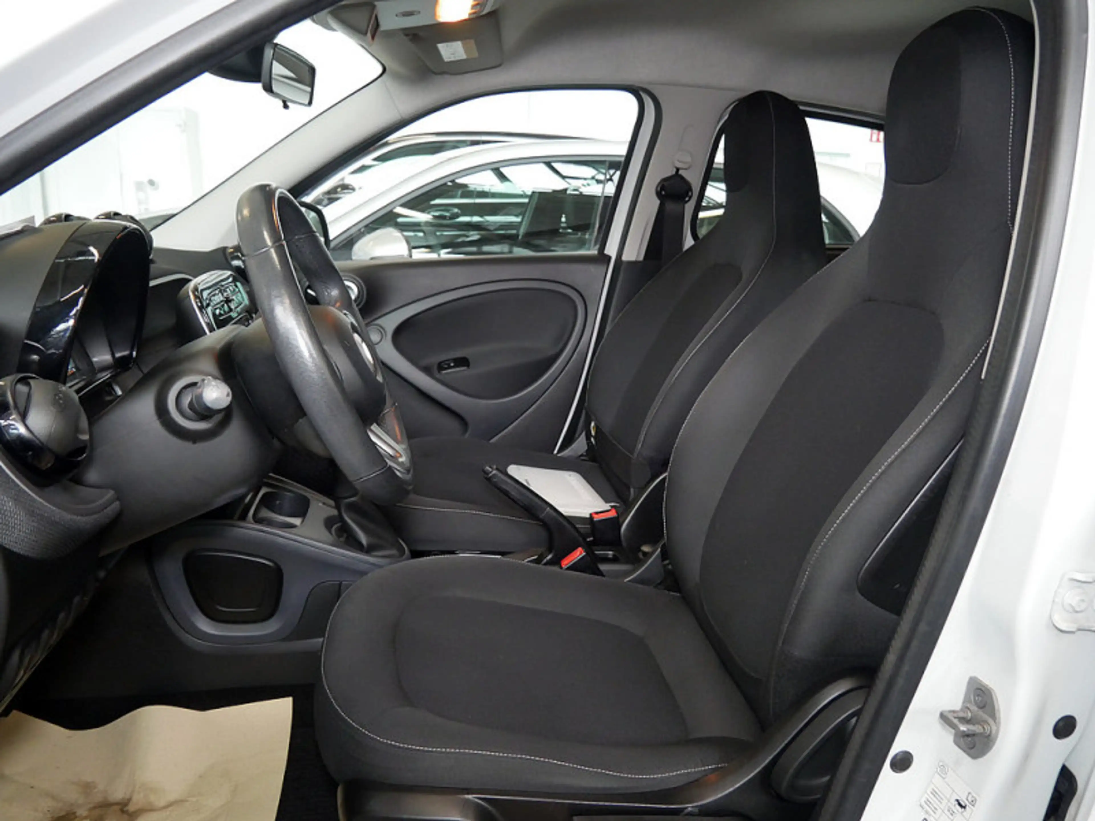 smart forFour 52 kW passion — photo 12