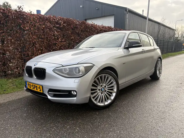 BMW 118 1-serie 118i Business / AIRCO / NAVI / CRUISE