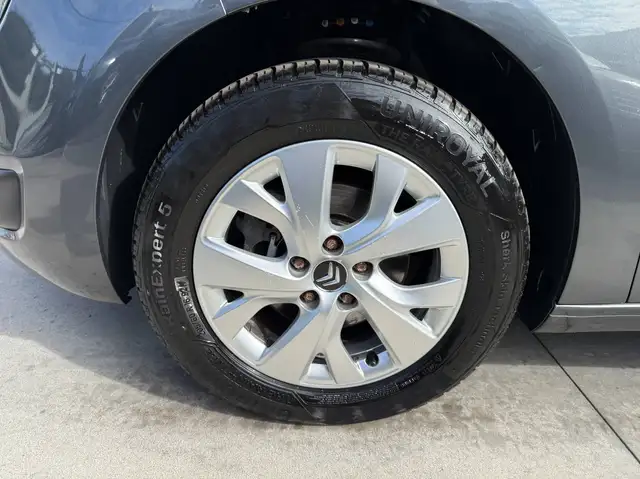 Citroen Grand C4 Picasso view 11