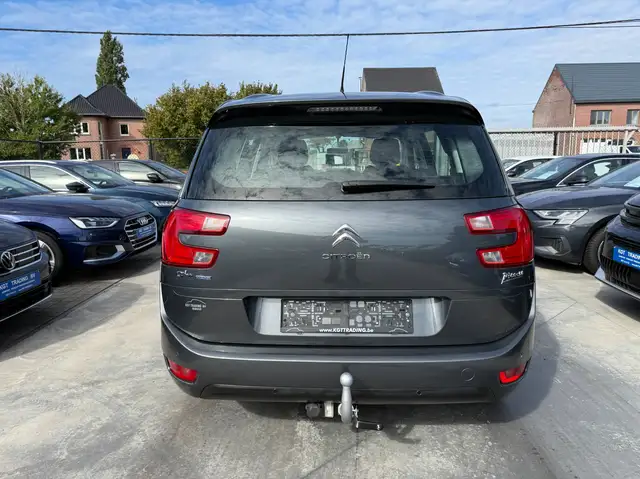 Citroen Grand C4 Picasso view 6