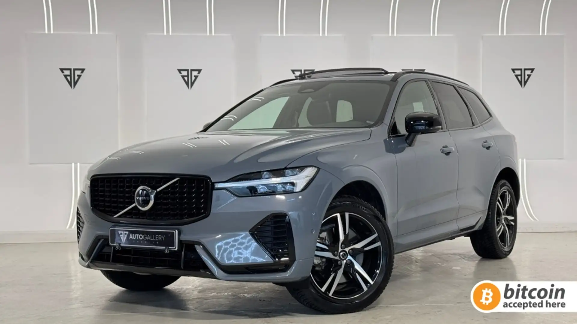 Volvo XC60 B4 Plus Dark FWD Aut. Gris - 1