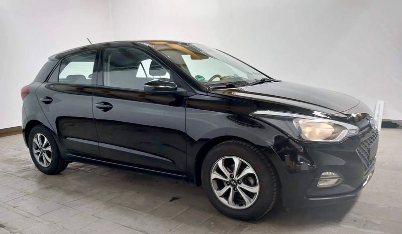 Hyundai i20 "Trend" — photo 9