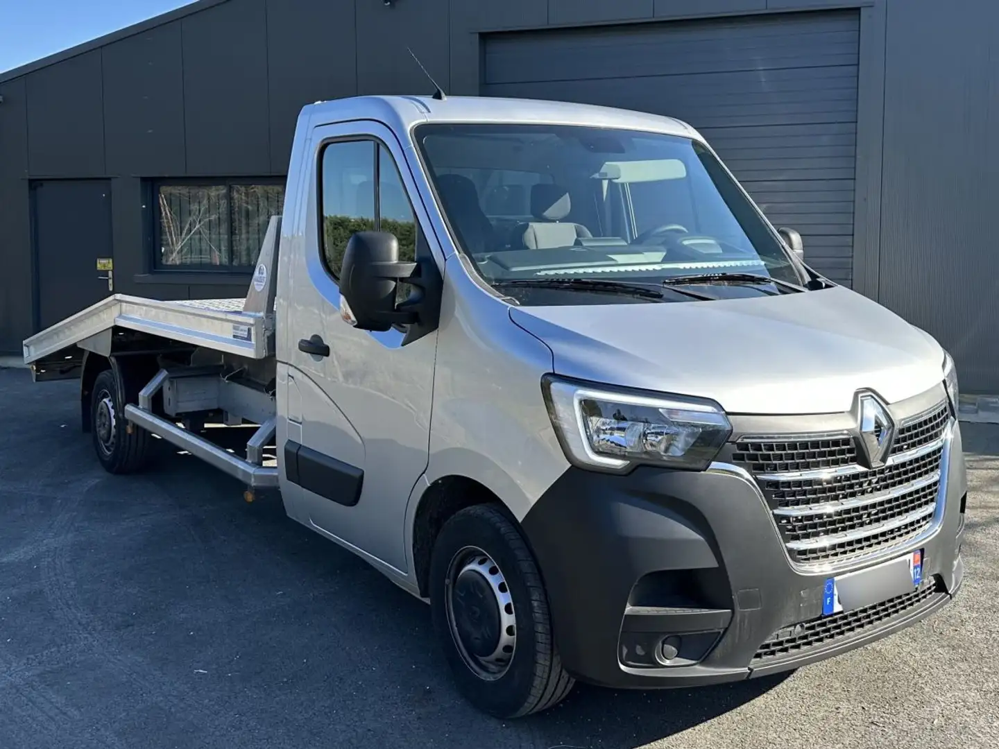 Renault Master PORTE VOITURE FIXE 3T5 2.3 dCi 150 CH Gris - 2