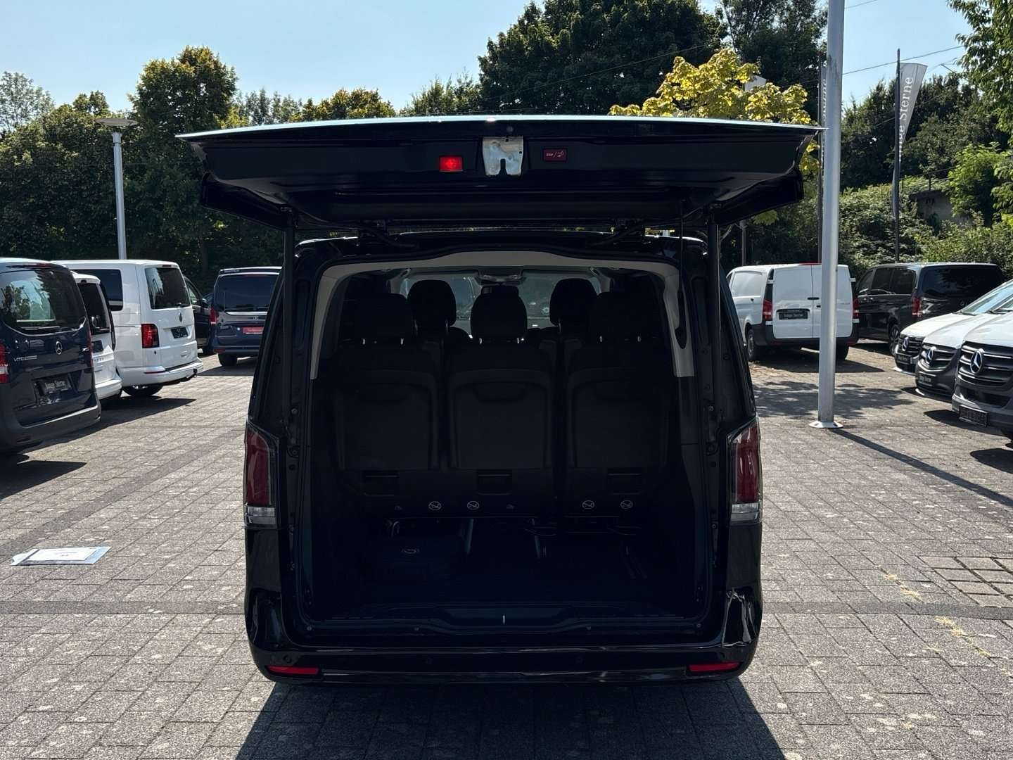 Mercedes-Benz EQV 300