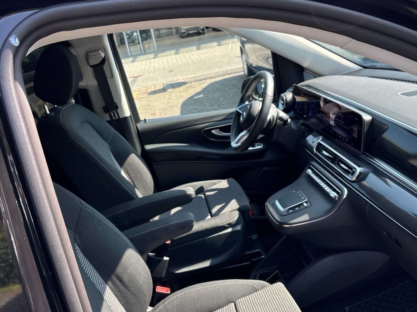 Mercedes-Benz EQV 300
