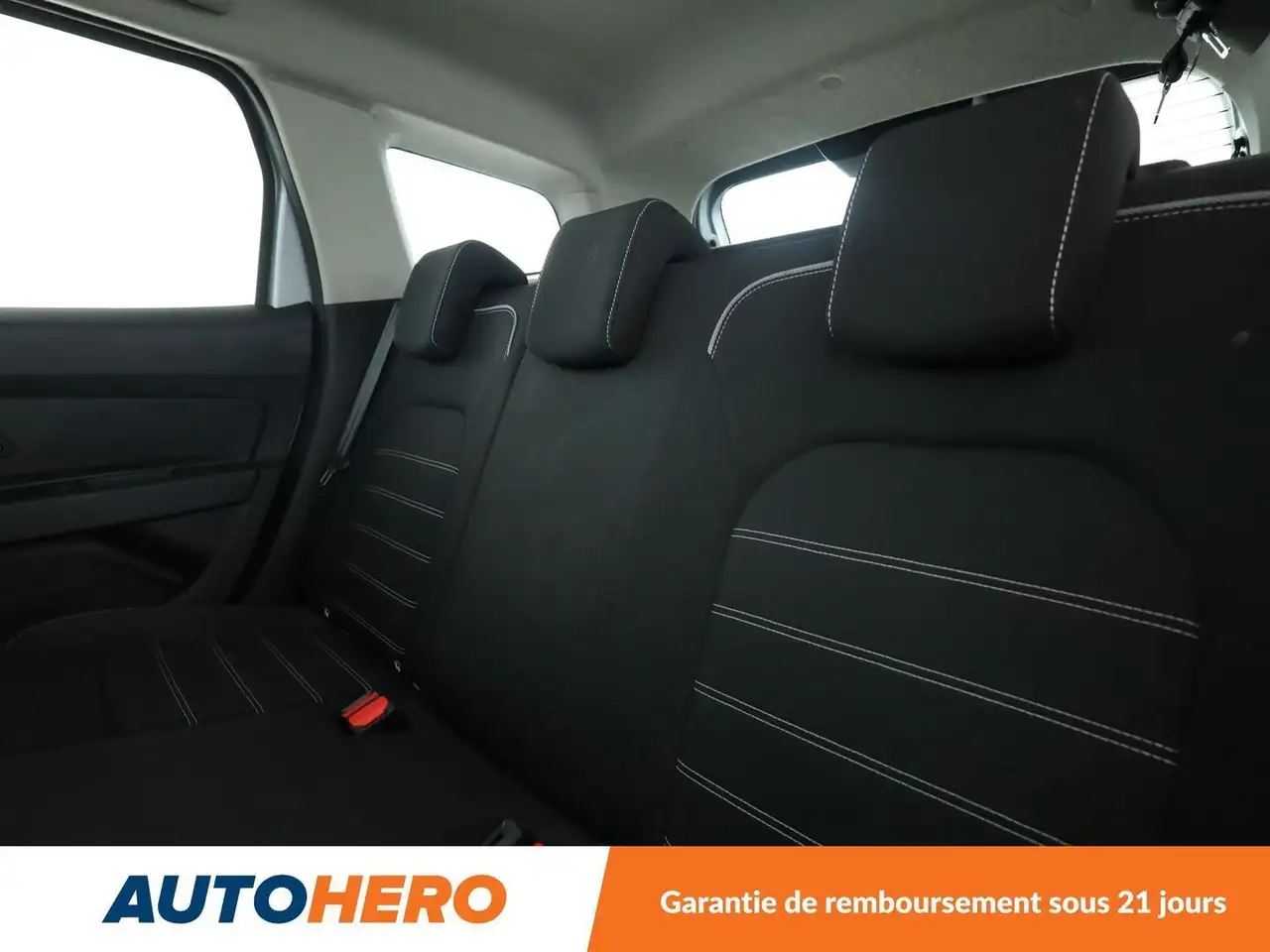 Dacia Duster — photo 14