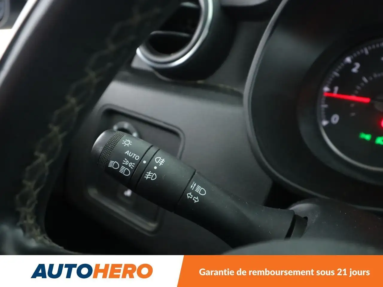 Dacia Duster — photo 29