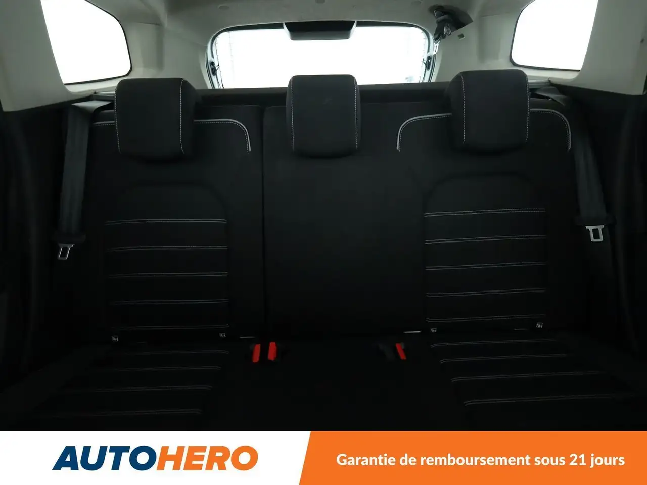 Dacia Duster — photo 15