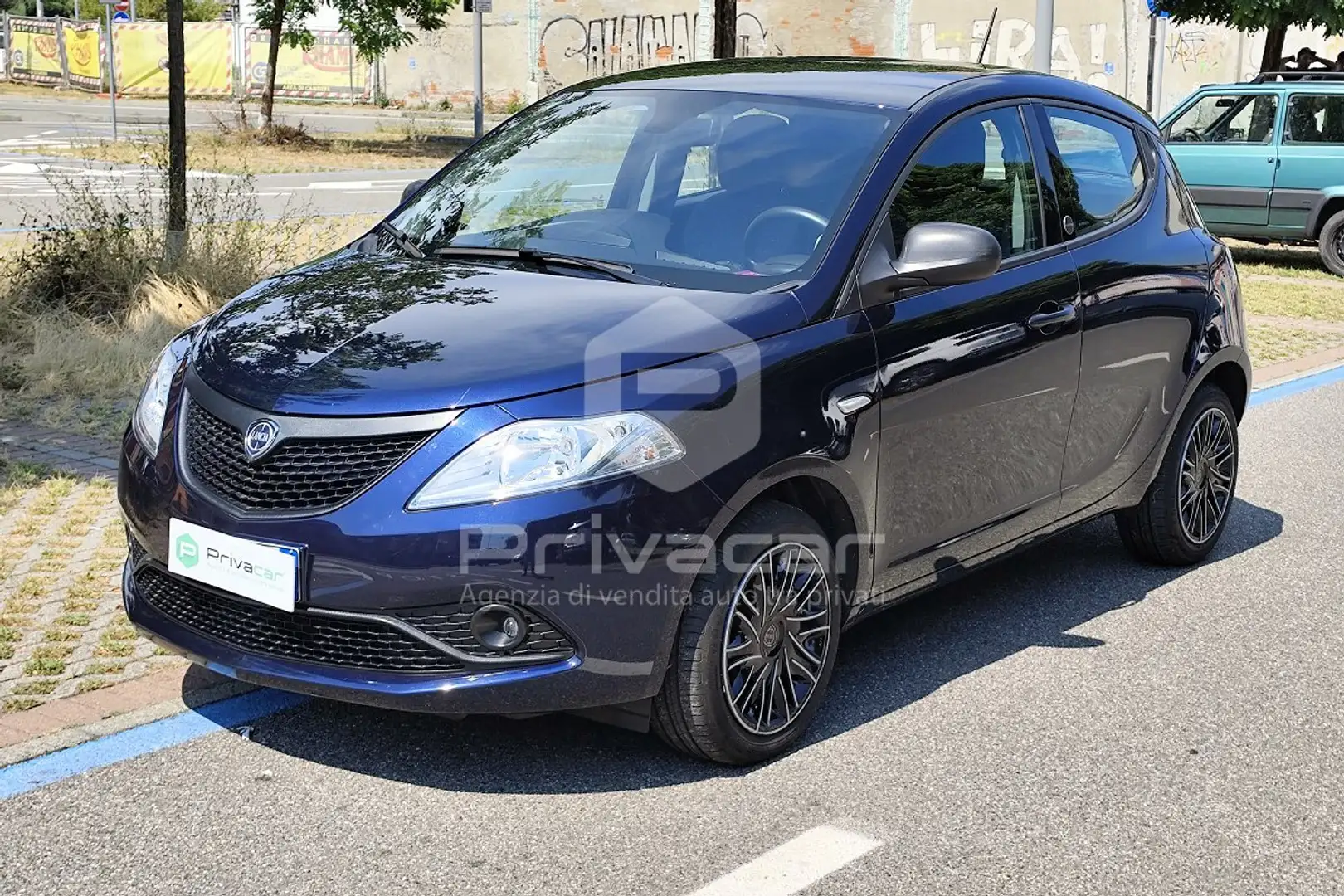 Lancia Ypsilon Ypsilon 1.0 FireFly 5 porte S&S Hybrid Ecochic Gol Bleu - 1