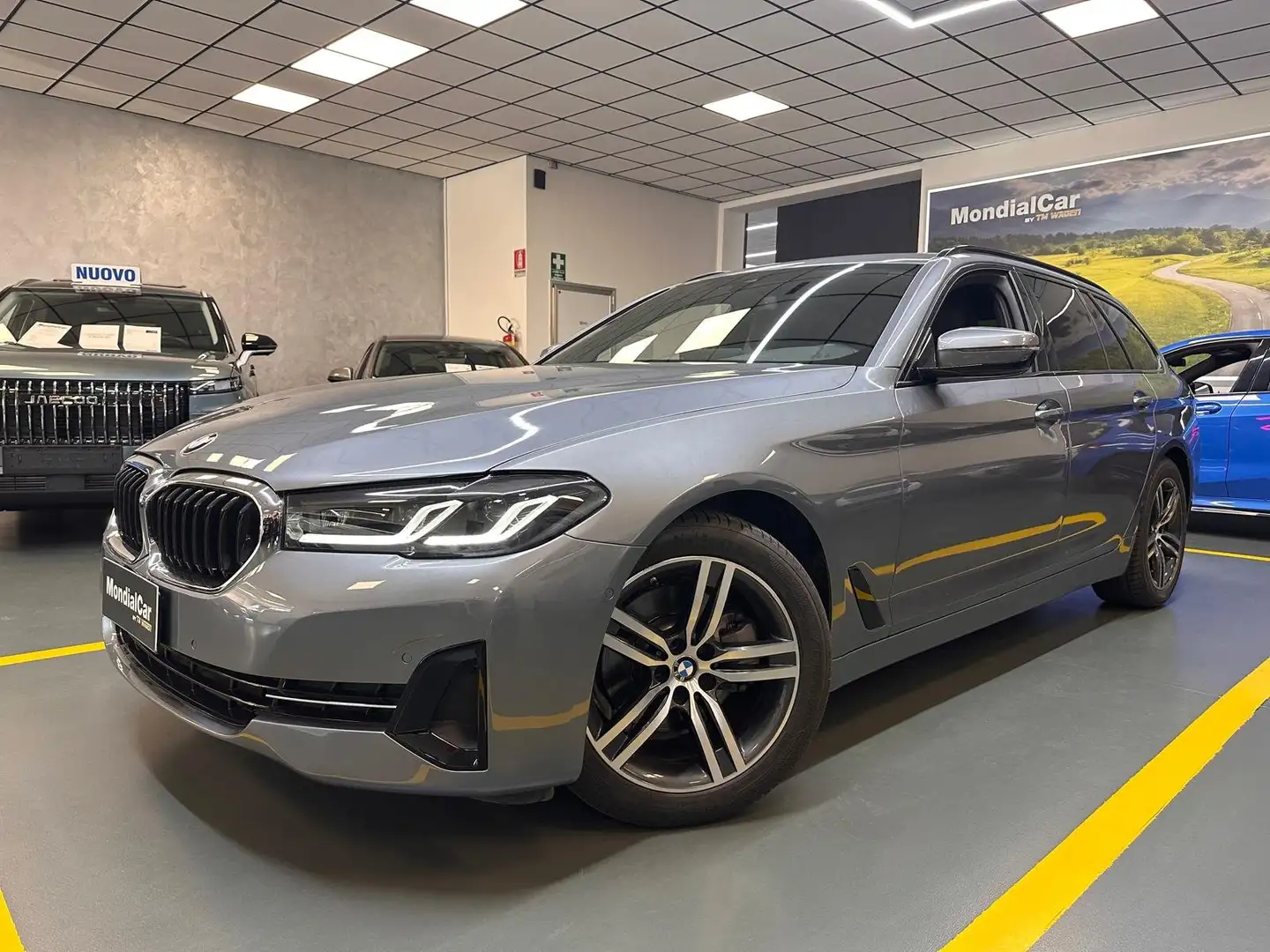 BMW 520 d Touring mhev 48V Luxury auto * IVA ESPOSTA * Grigio - 1