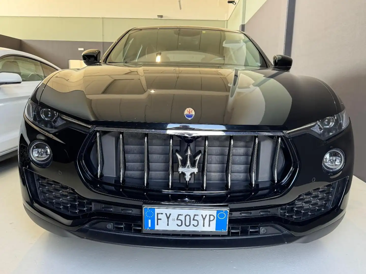 Maserati Levante V6 Diesel 275 CV AWD Gransport CERCHI 21" Schwarz - 2