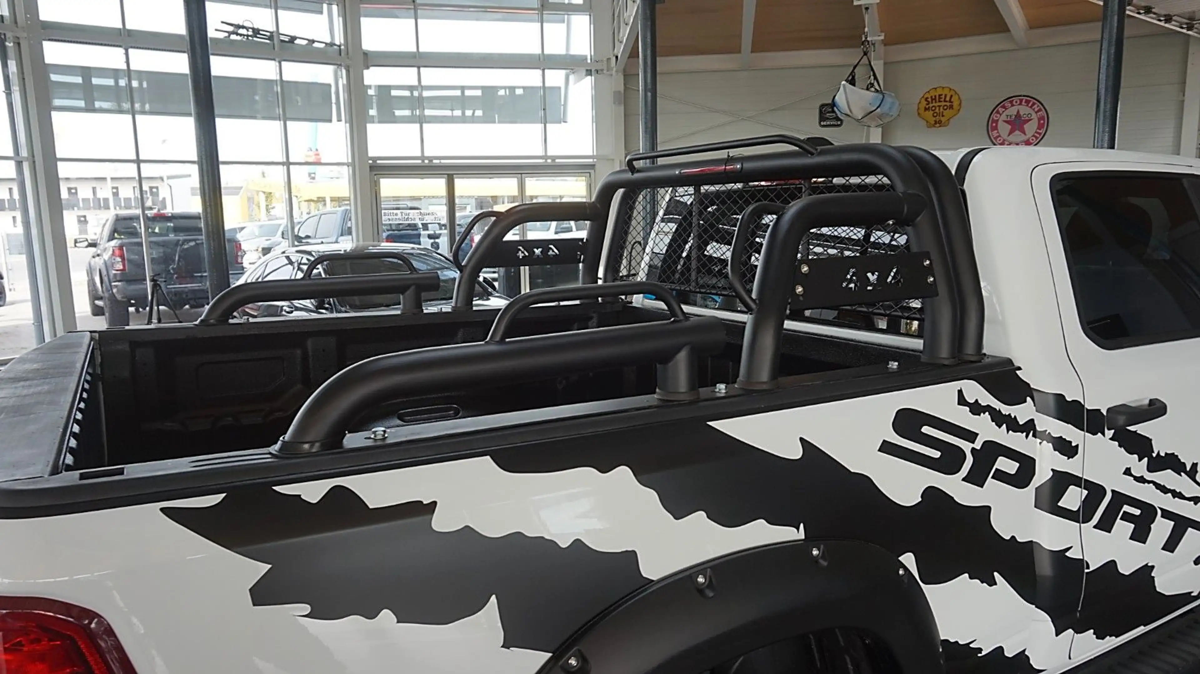 Dodge RAM 1500 SPORT*Longbed*Hoch-Breit*4X4*Rambar* — photo 9