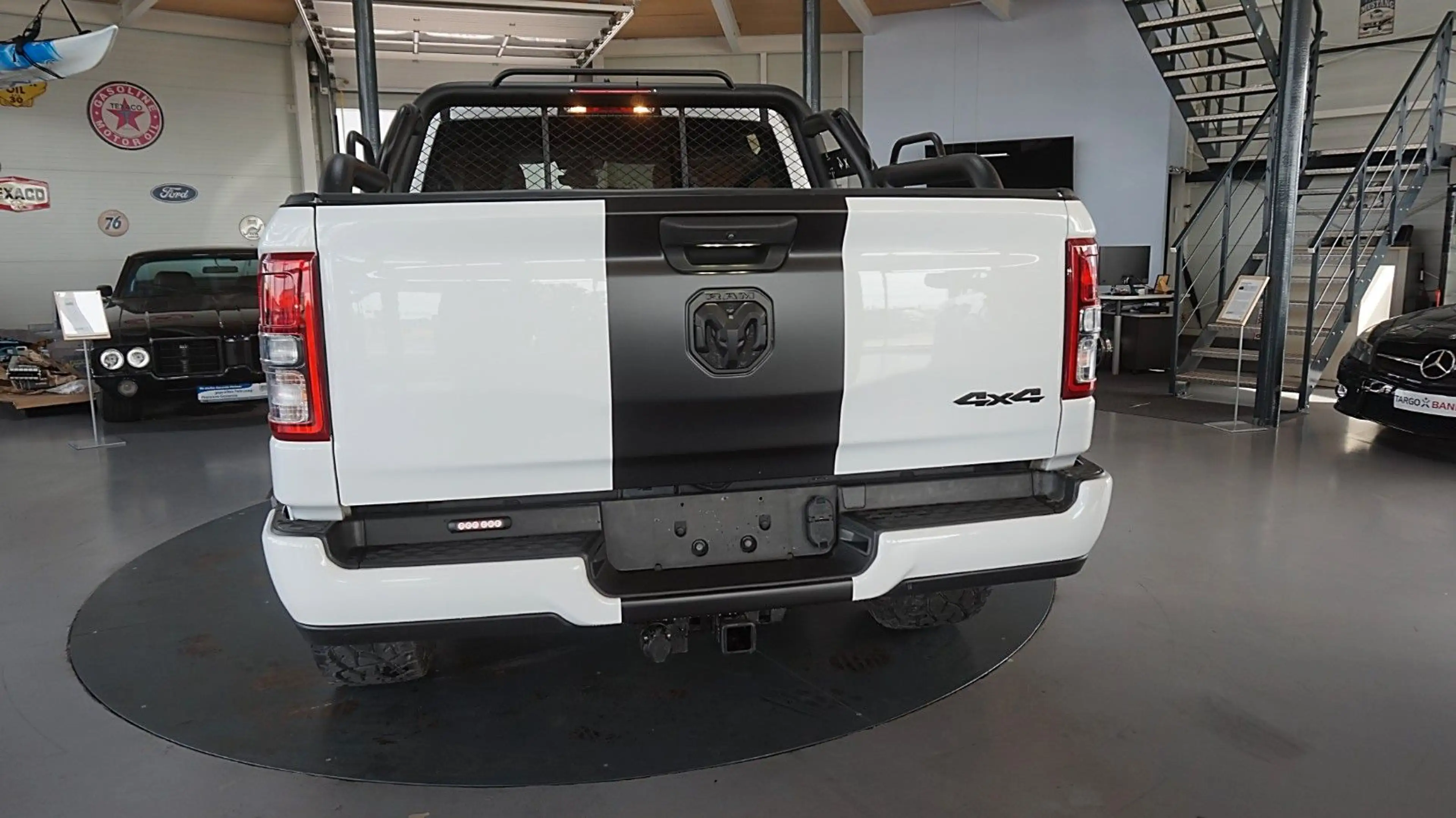Dodge RAM 1500 SPORT*Longbed*Hoch-Breit*4X4*Rambar* — photo 7