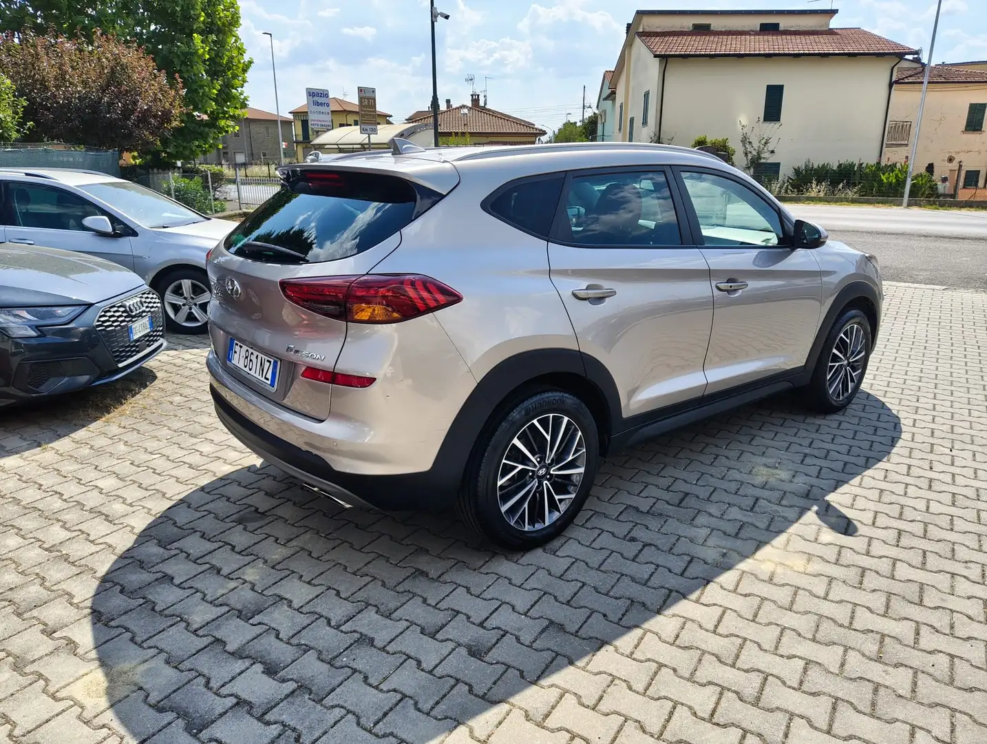 Hyundai TUCSON Tucson II 2018 1.6 crdi Xprime 2wd 115cv Grijs - 2