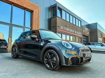 3-Deurs 1.5 Cooper Works/Leer/Pano/17"Jcw/Camera/N
