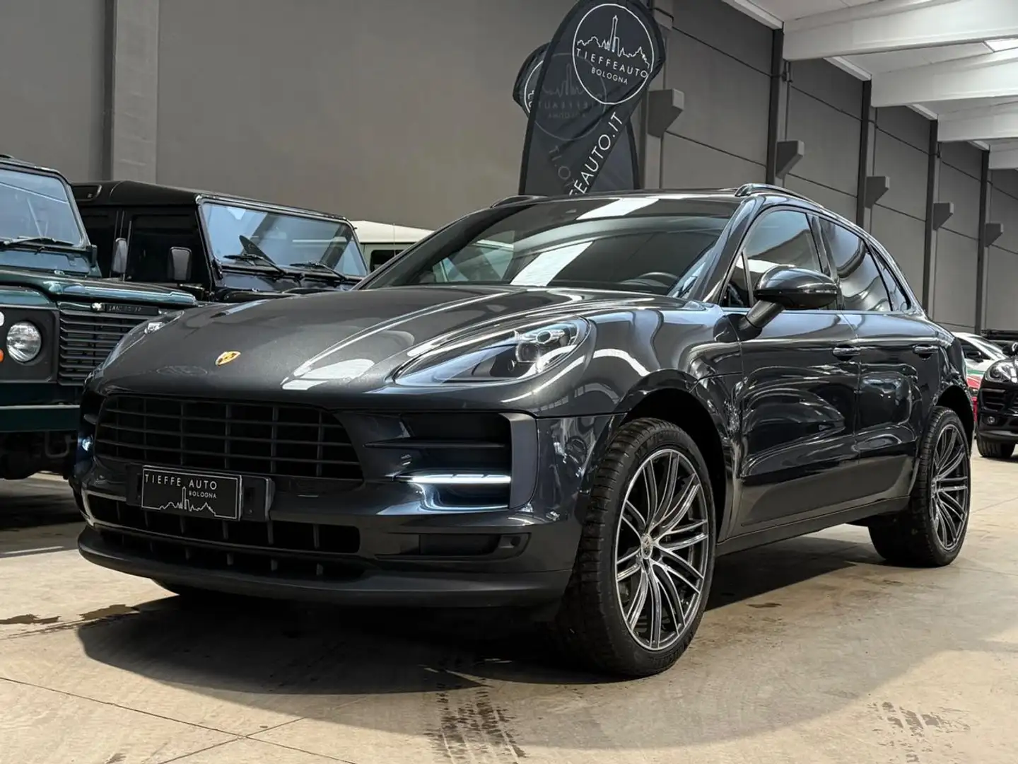 Porsche Macan 2.0 Gris - 1