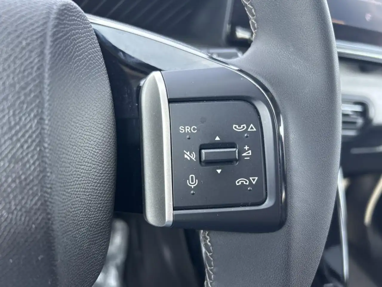 Citroen C3 Aircross PureTech Turbo 100 Plus NUOVO MODELLO, миниатюра 18