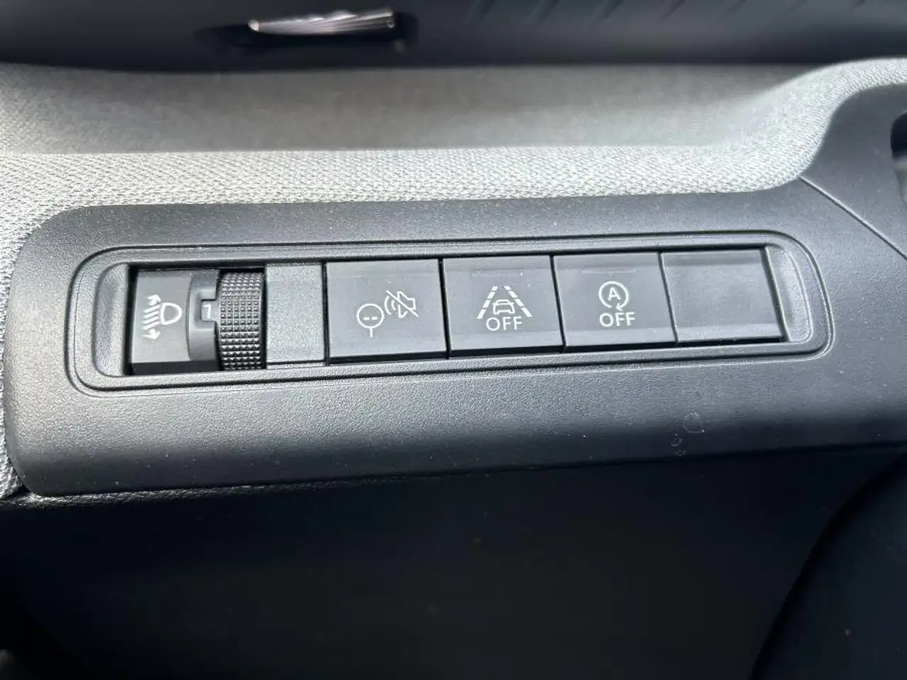 Citroen C3 Aircross PureTech Turbo 100 Plus NUOVO MODELLO, миниатюра 20