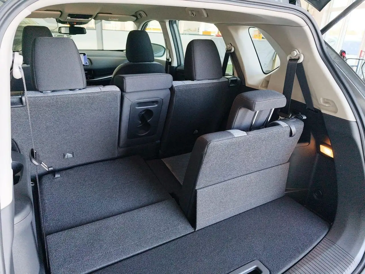 Nissan X-Trail acenta 7Sitze+ACC+Kamera+NiConnect+iKey+18Z+3Zonen 28