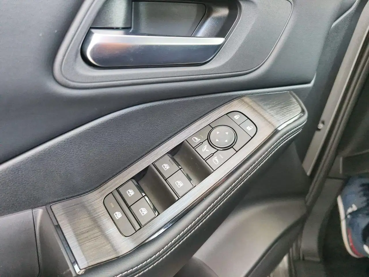 Nissan X-Trail acenta 7Sitze+ACC+Kamera+NiConnect+iKey+18Z+3Zonen 22