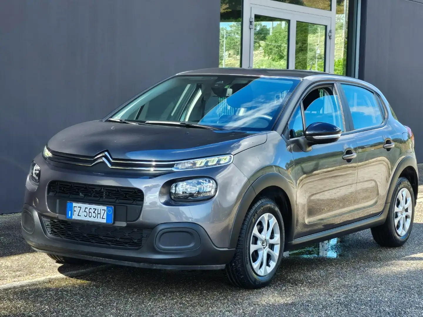 Citroen C3 PureTech 83 Feel 36.000 KM. Grigio - 1