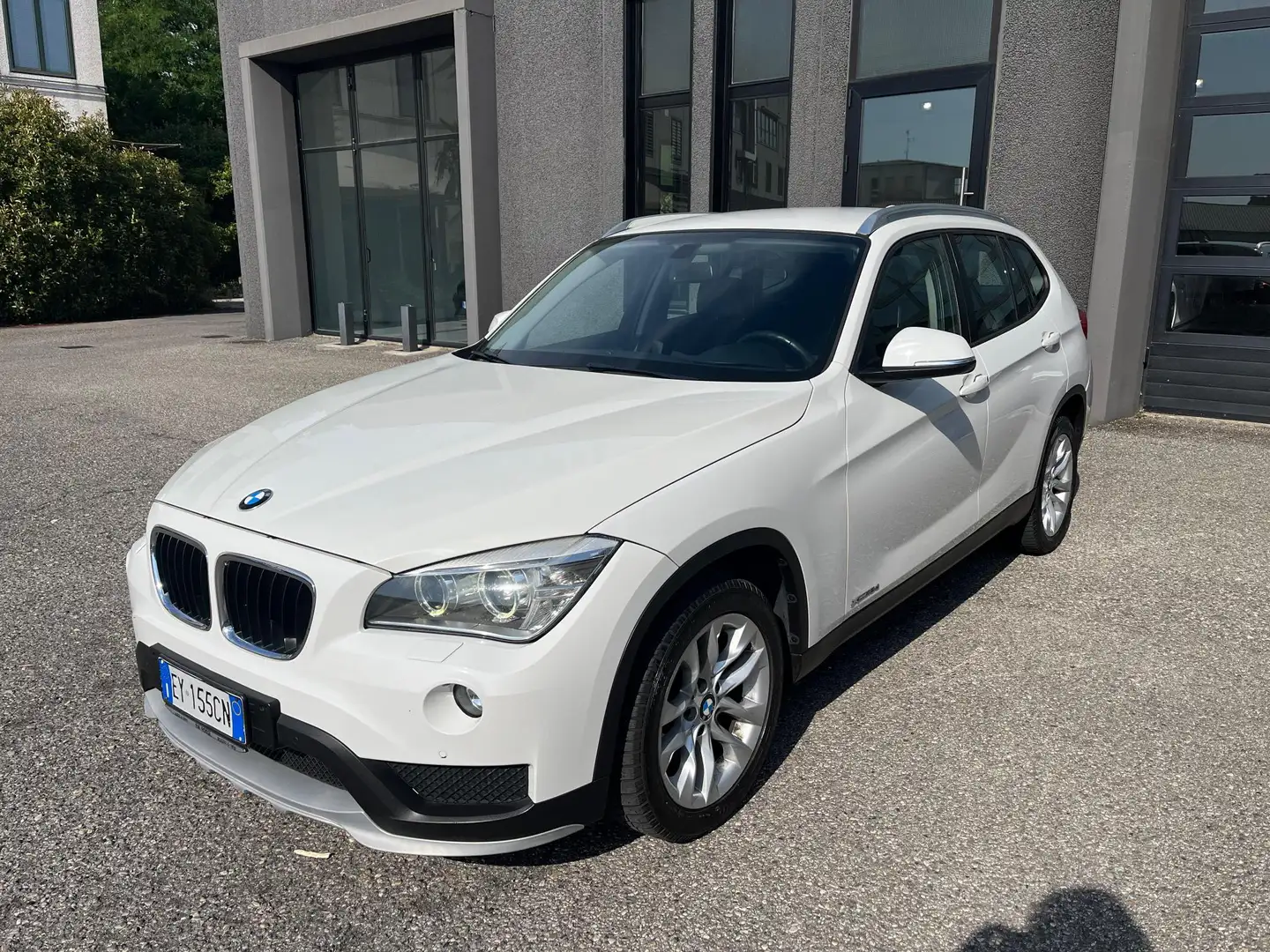 BMW X1 xdrive18d xLine Bianco - 2