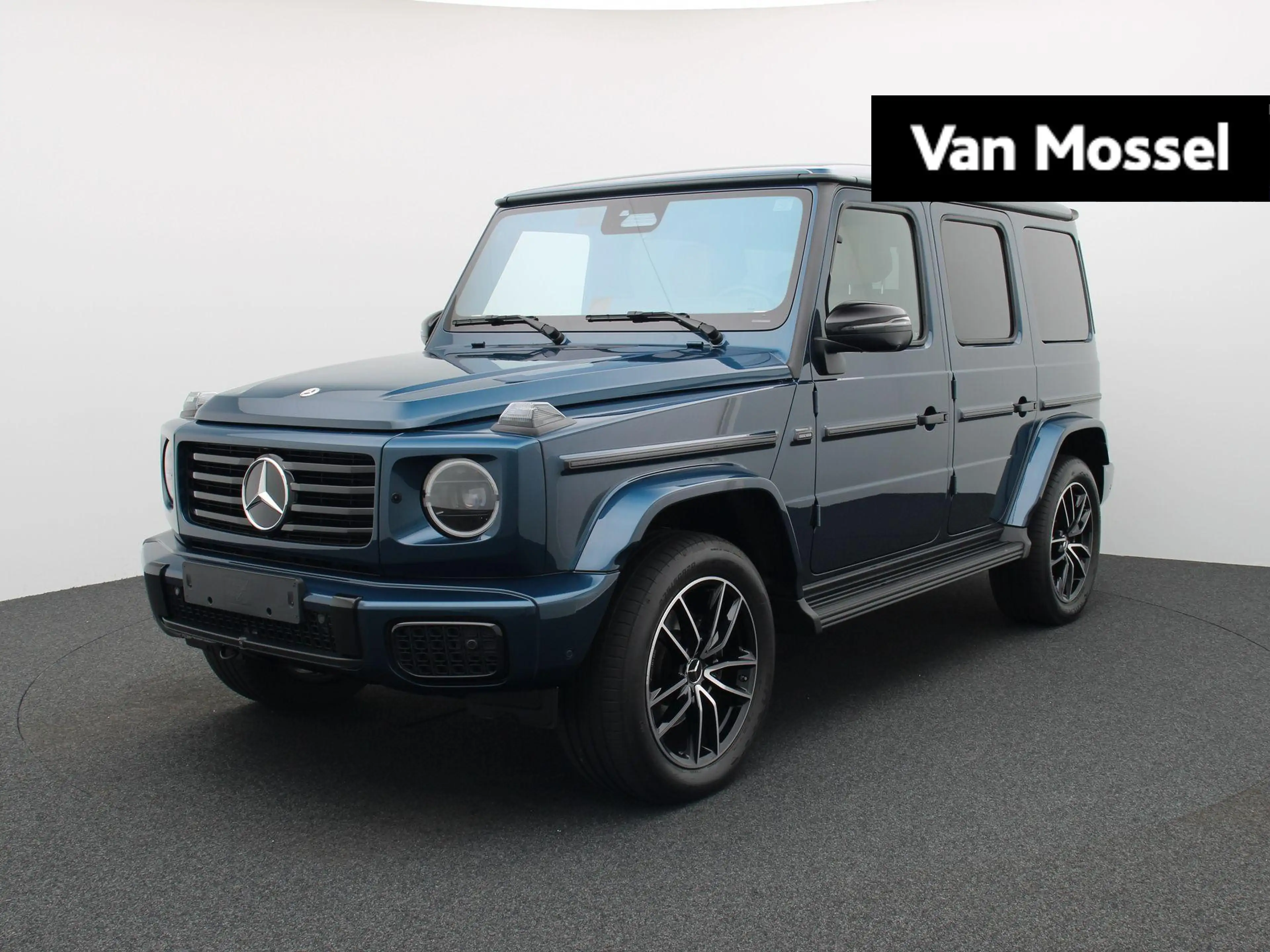Mercedes-Benz G 500 AMG Line + LICHTE VRACHT OMBOUW MOGELIJK + + MANUF