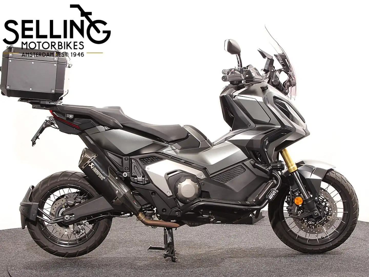 Honda X-ADV 750 NHC64 Matte Iridium Grey Metallic Zwart - 1