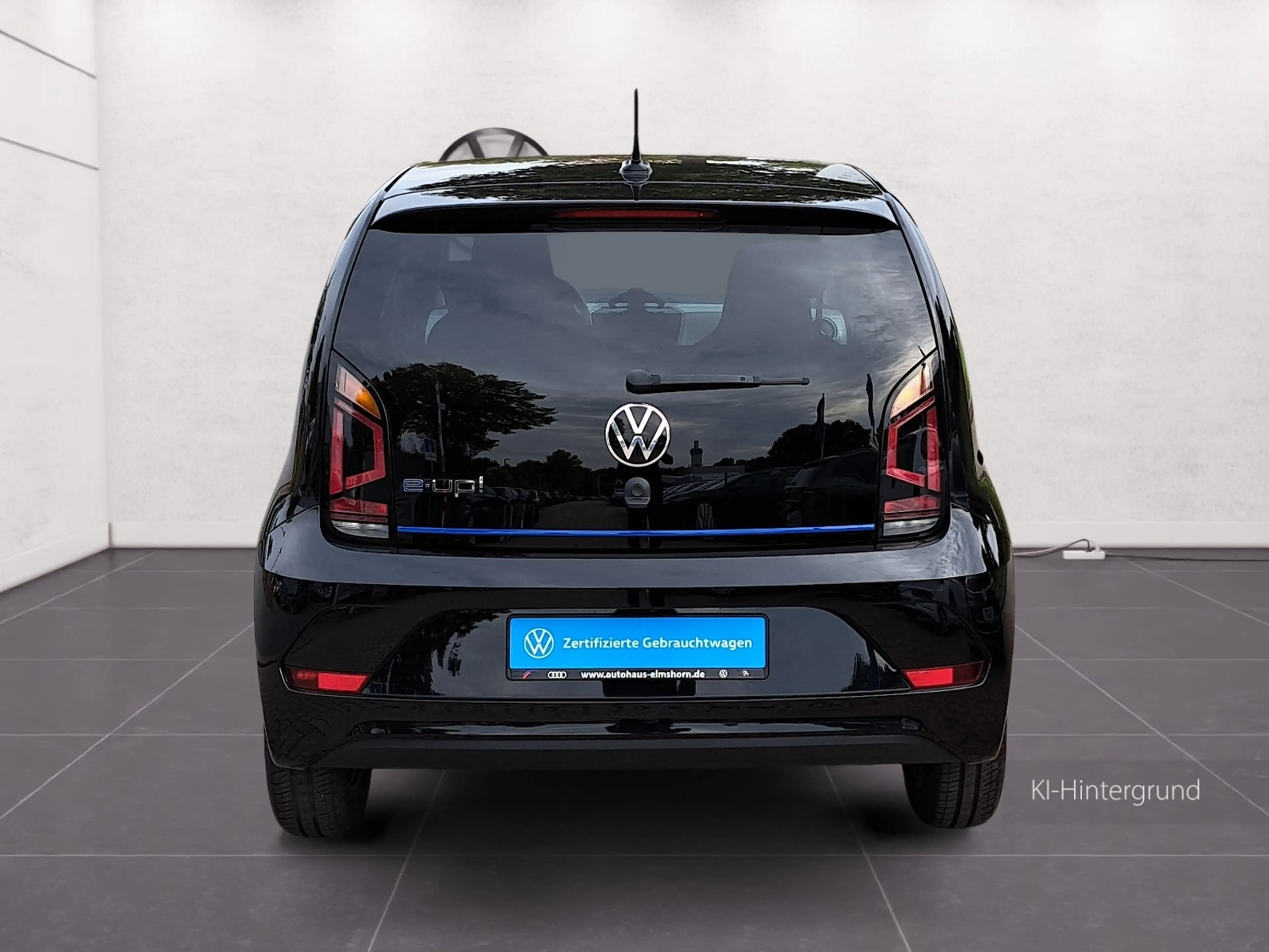 Volkswagen up! Style "Plus" 3,99% CCS TEL DAB SHZ — photo 9