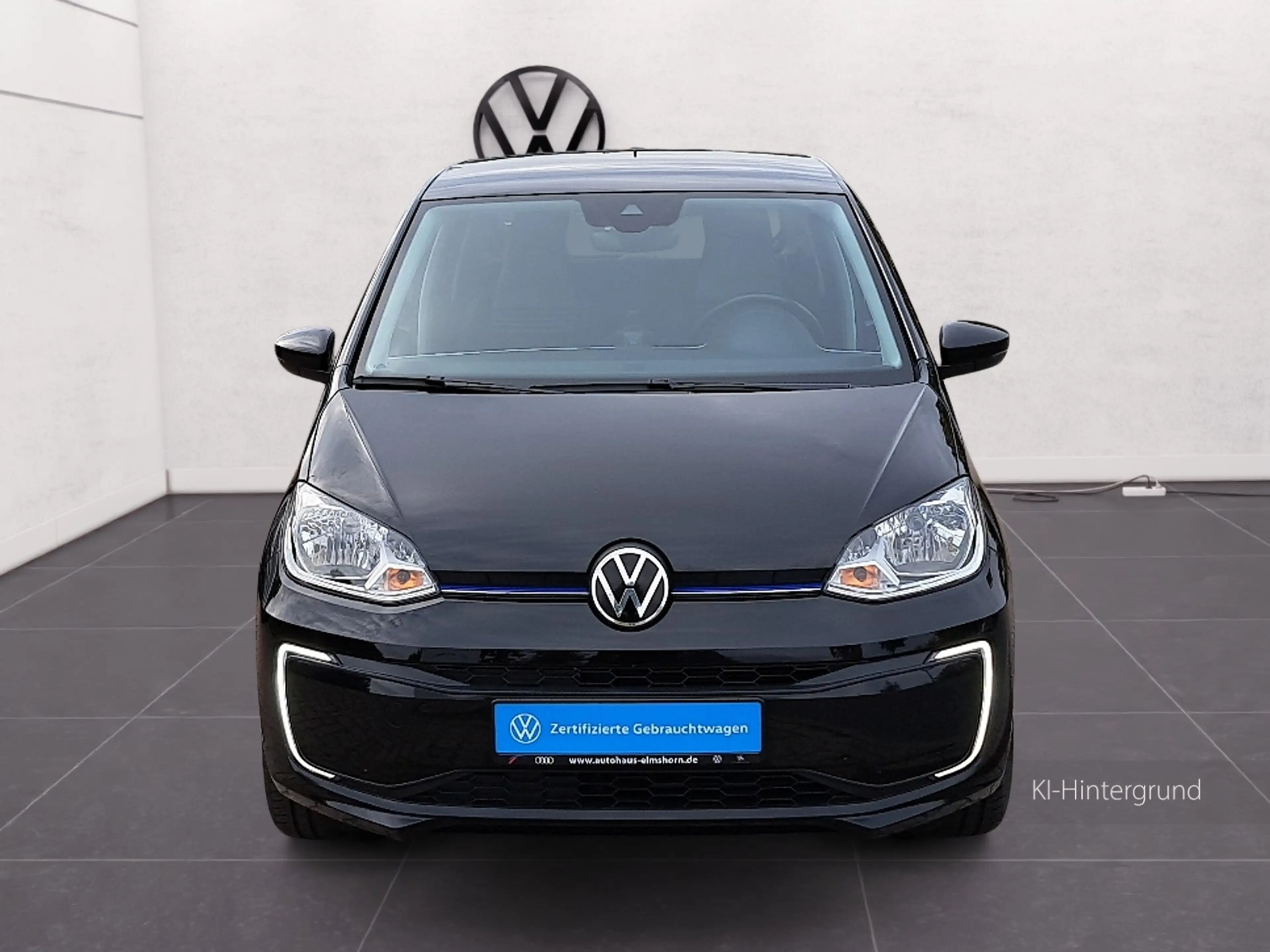 Volkswagen up! Style "Plus" 3,99% CCS TEL DAB SHZ — photo 4