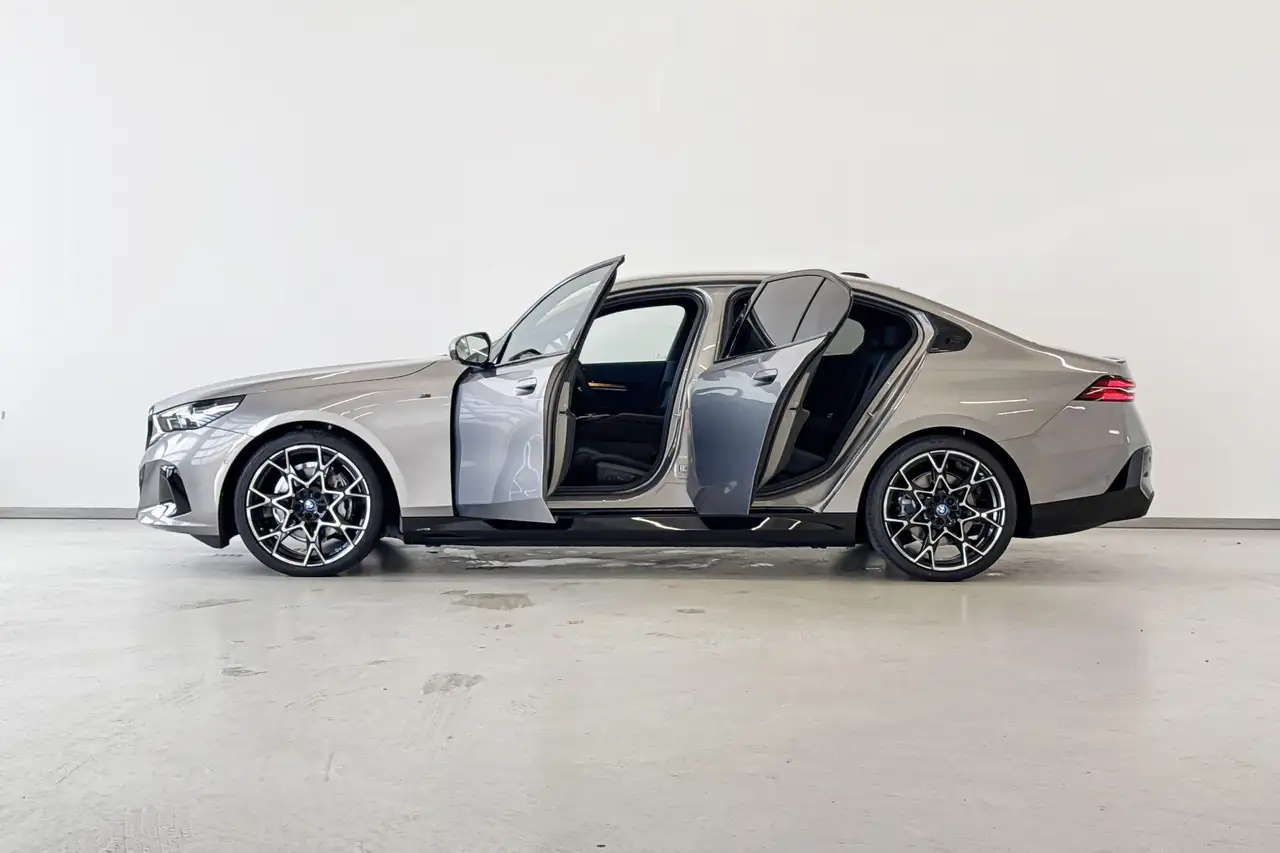 BMW i5 2026