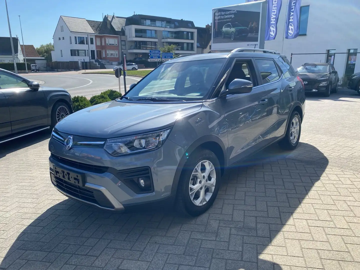 SsangYong Tivoli T-GDI Quartz 2WD AUT Gris - 1