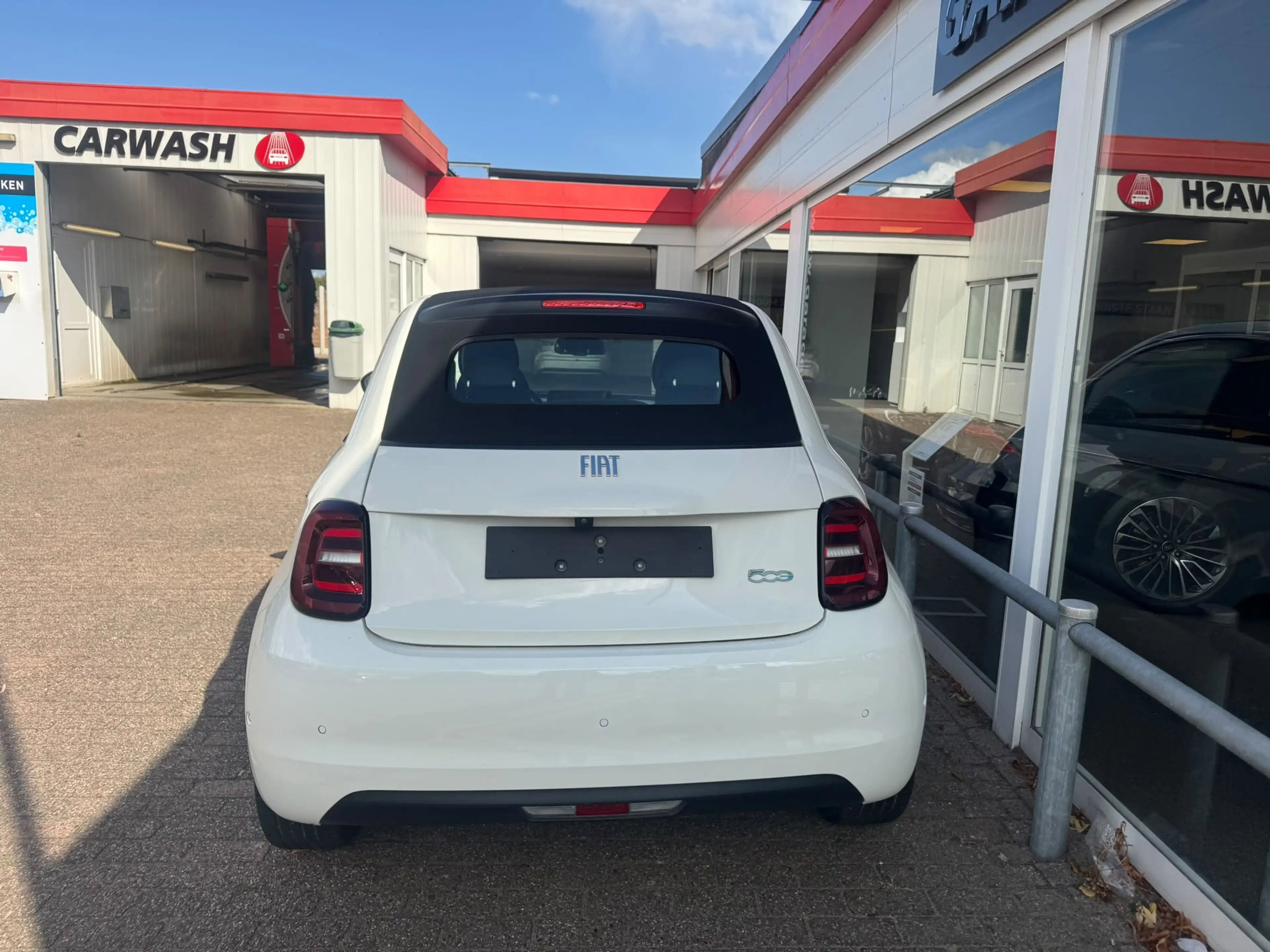 Fiat 500C Icon 42 kWh — photo 8