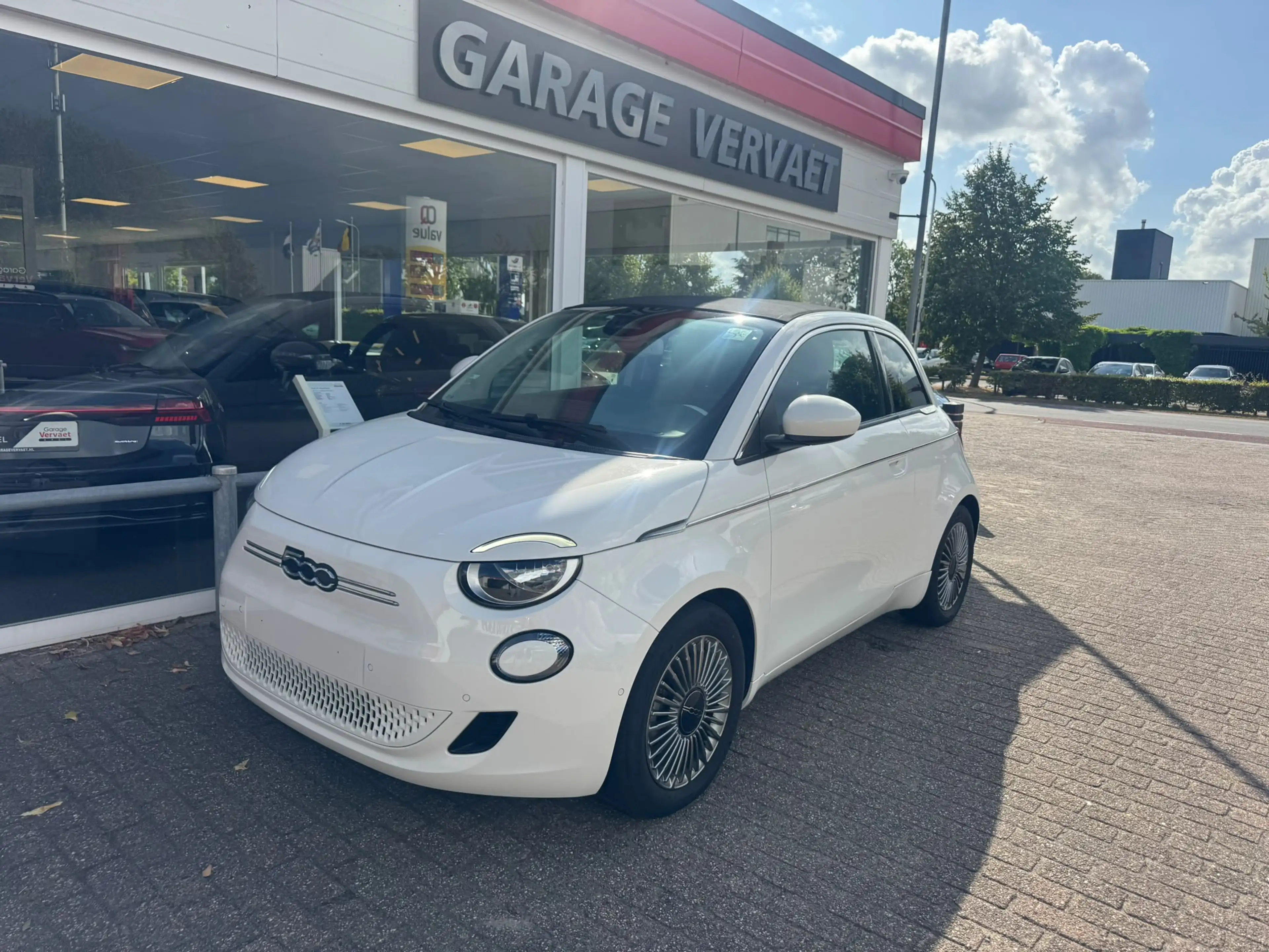 Fiat 500C Icon 42 kWh — photo 6