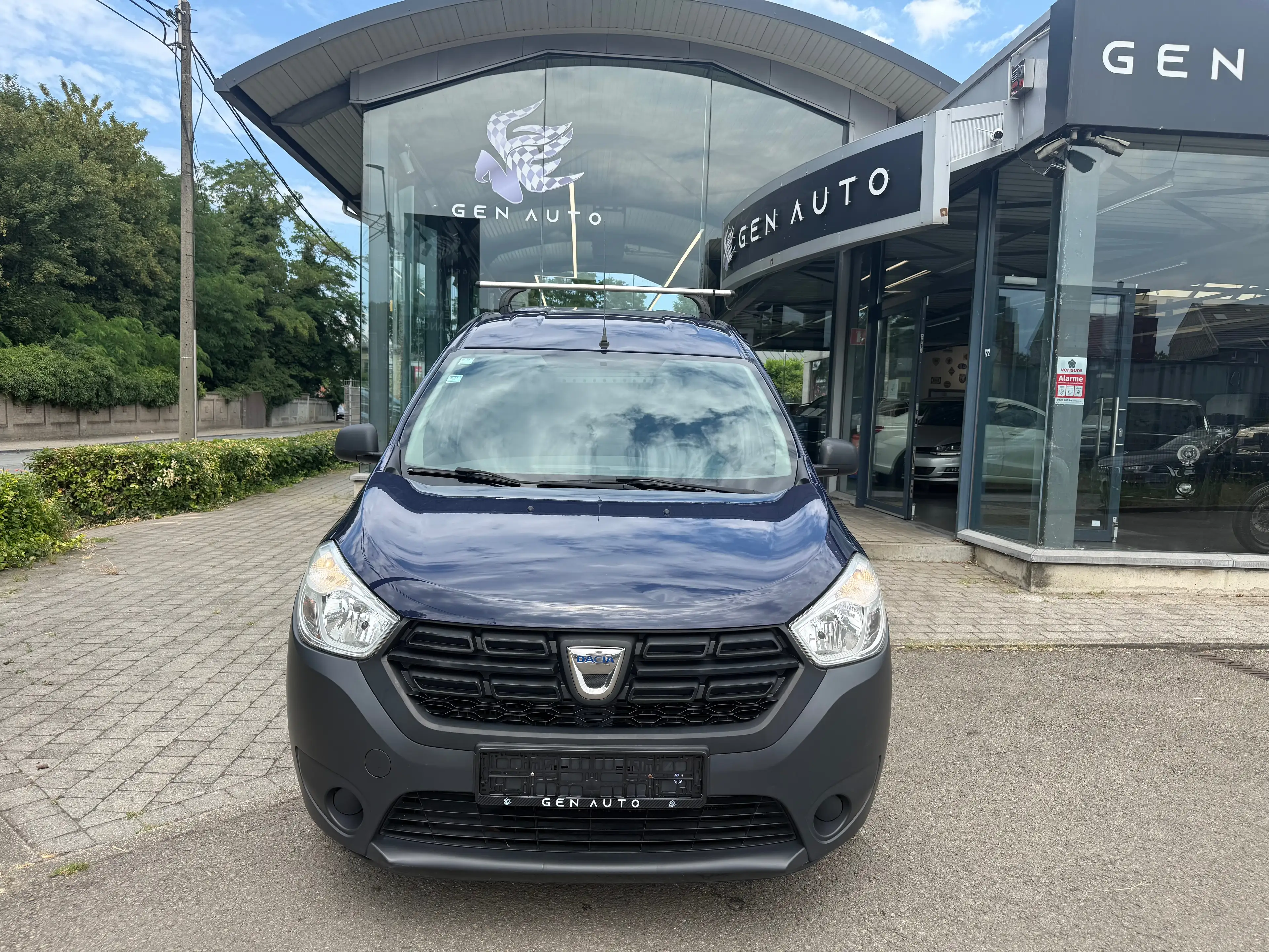 Dacia Dokker 1.5 dCi Essential Caméra Airco GPS Att. Remorque * 12 à 36 MOIS GARANTIE * — photo 2