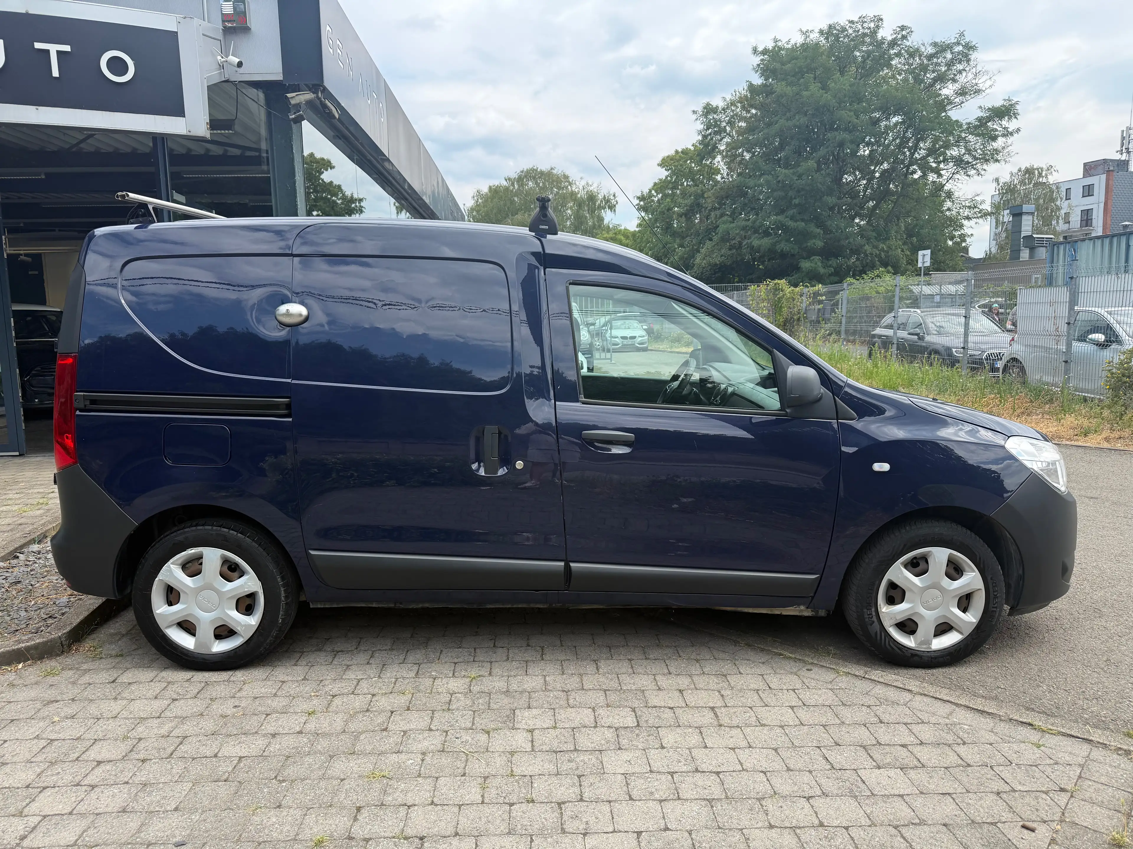 Dacia Dokker 1.5 dCi Essential Caméra Airco GPS Att. Remorque * 12 à 36 MOIS GARANTIE * — photo 4