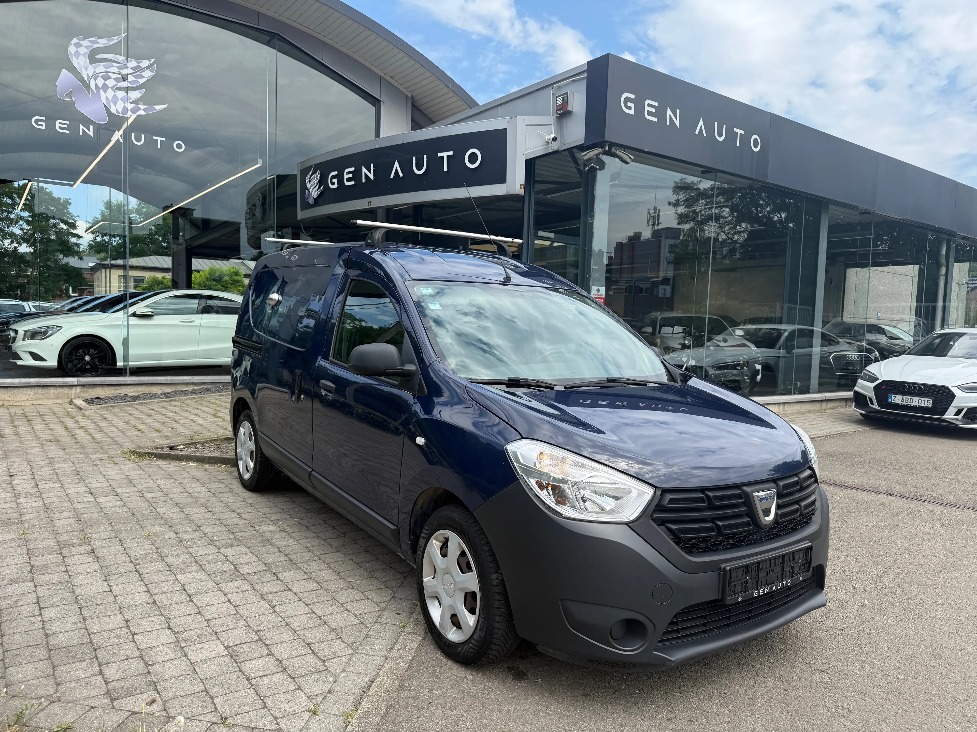 Dacia Dokker 1.5 dCi Essential Caméra Airco GPS Att. Remorque * 12 à 36 MOIS GARANTIE *