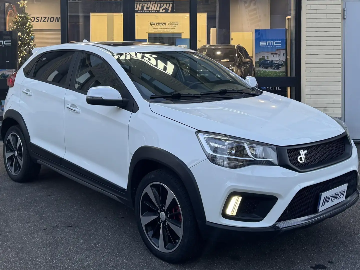 DR Automobiles DR3 DR 3 1.5 Gpl 106cv Blanc - 1