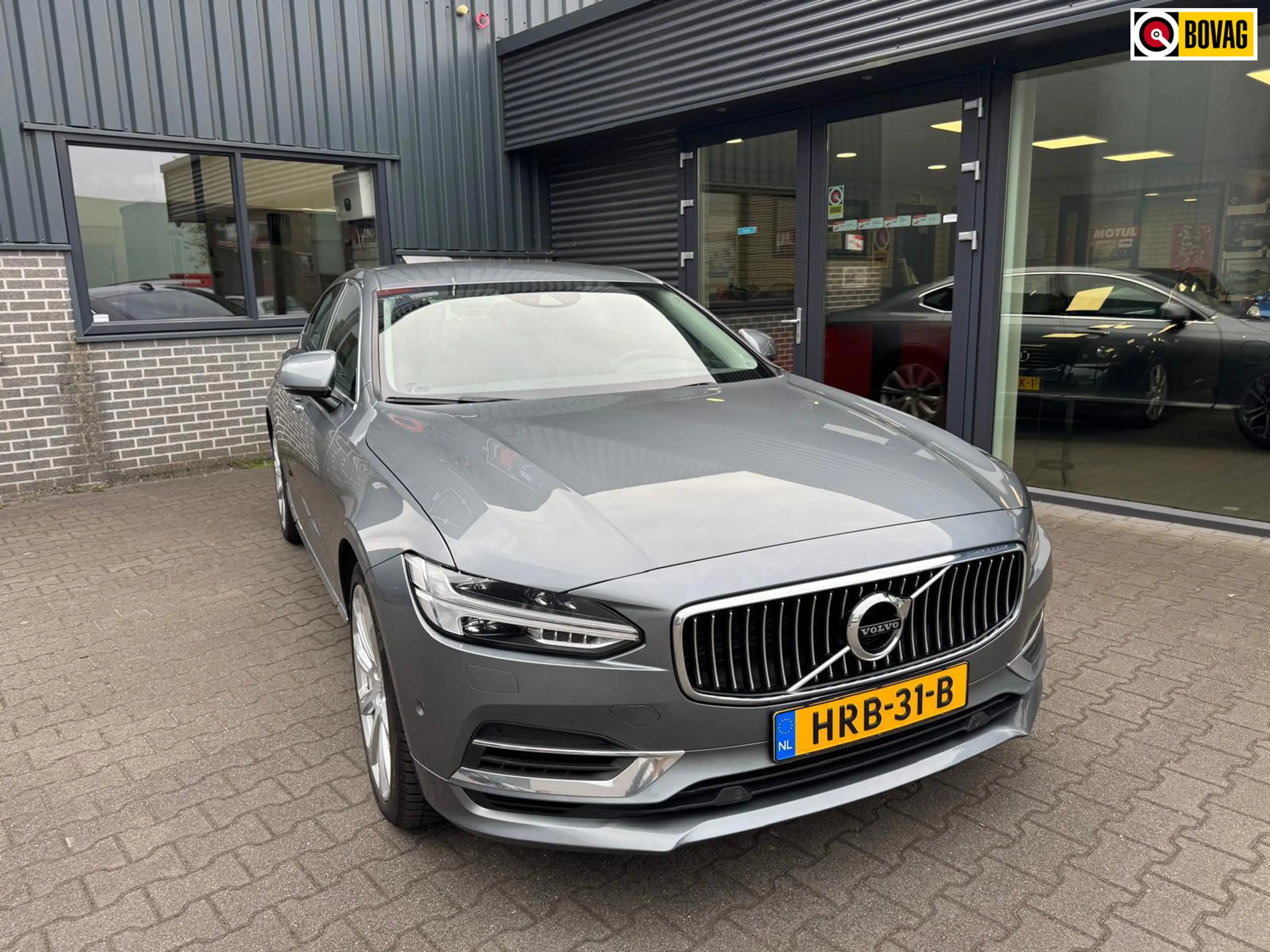Volvo S90 2.0 T8 AWD R-Design