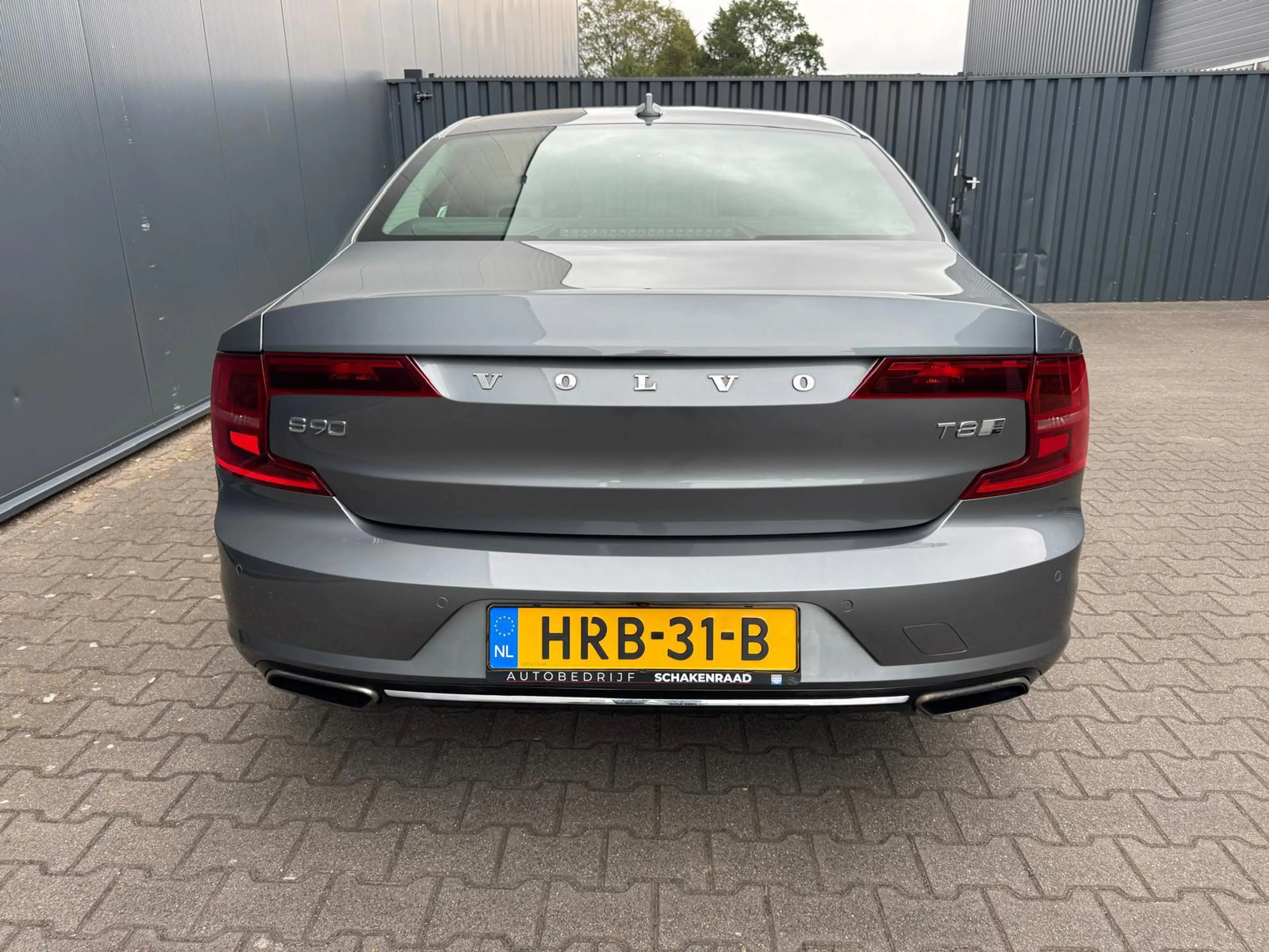 Volvo S90 2.0 T8 AWD R-Design — photo 5