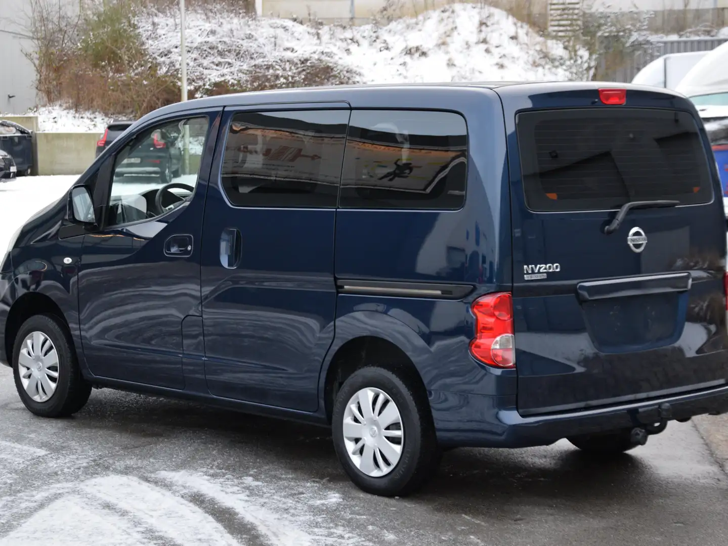 Nissan NV200 Evalia 1.6i Bleu - 2