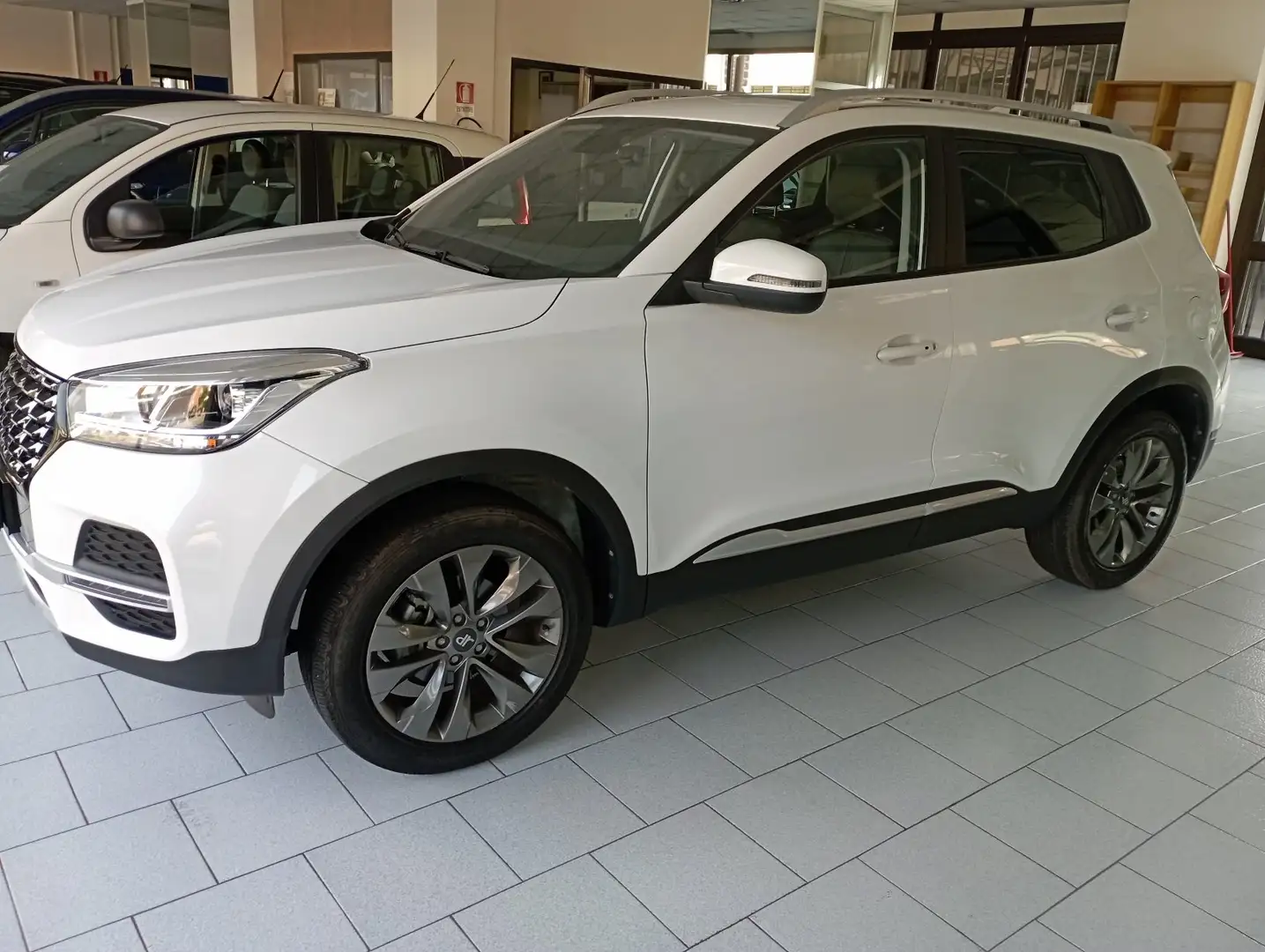 DR Automobiles DR4.0 dr 4.0 1.5 Gpl 114cv Blanc - 1