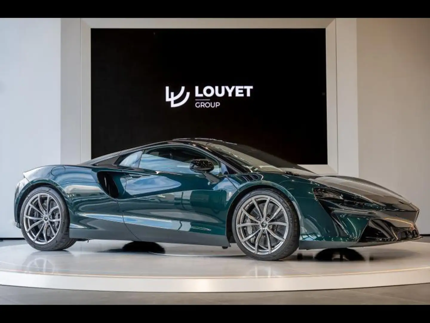 McLaren Artura MSO Bespoke - XP Green Vert - 1