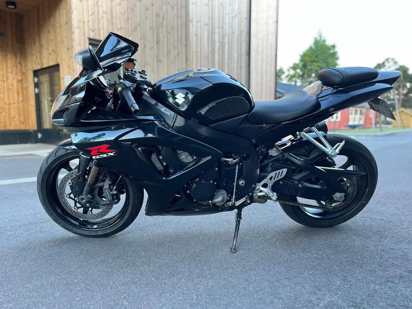 Suzuki GSX-R 750 Schwarz - 2