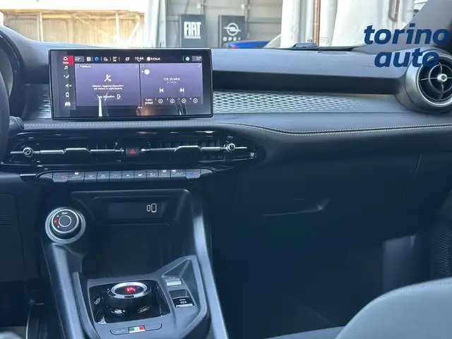 Alfa Romeo Tonale view 15