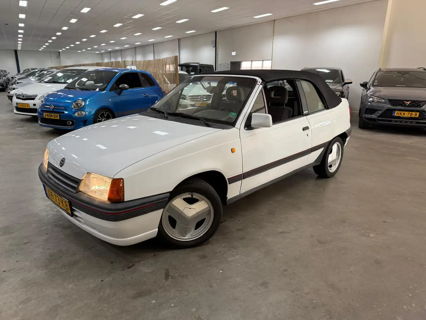 Opel Kadett 1.6i LS kat. / BERTONE / CABRIO / NIEUWE APK Wit - 2