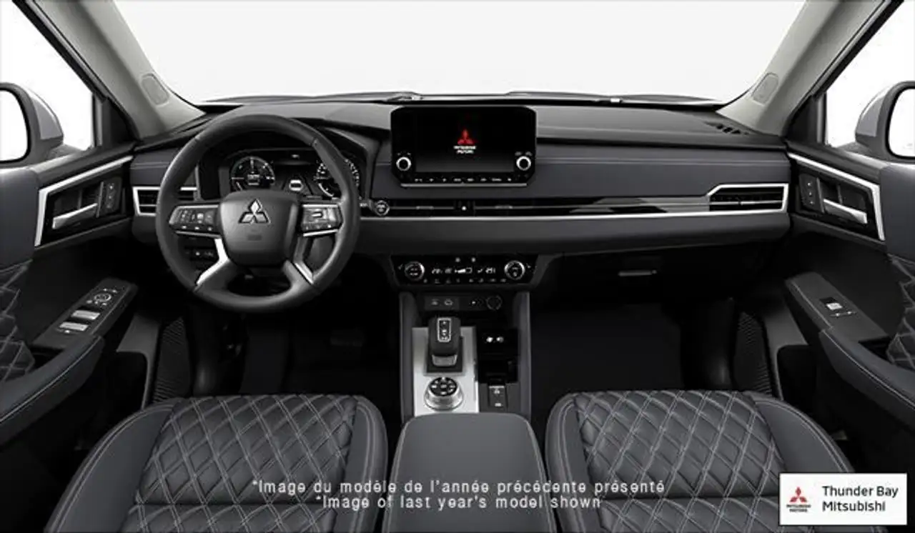 Mitsubishi Outlander снимка Mitsubishi Outlander