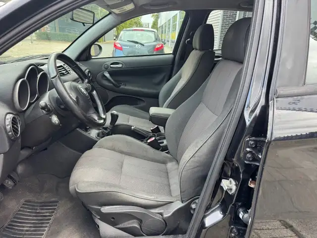 Alfa Romeo 147 view 10